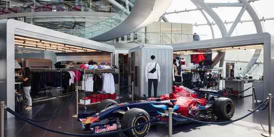 Hangar-7 Merchandising Shop, Formel 1 Bolide 