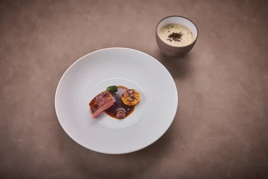 Plate with dish, Challans duck – Celery – Apple – Périgord truffle