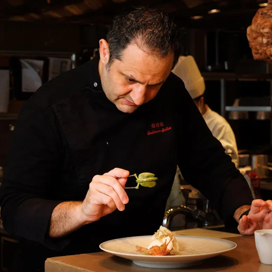 Portrait von Guillaume Galliot, Gastkoch im Oktober 2026