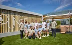 Outdoor Lounge team 