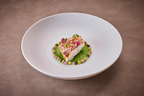 Plate with dish, Trout, Lettuce, Timut pepper, Lattich, Oxalis