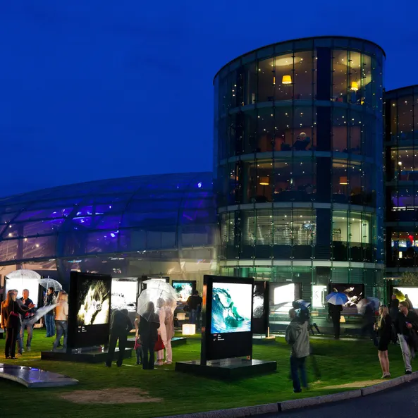 Architecture by night, photo exhibition 