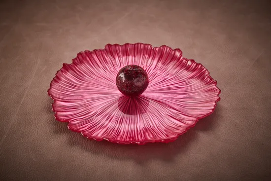 Plate with dish, Rhubarb – Tonka bean