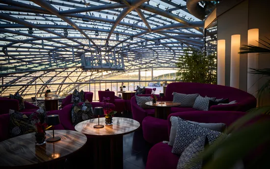 Lounge area
